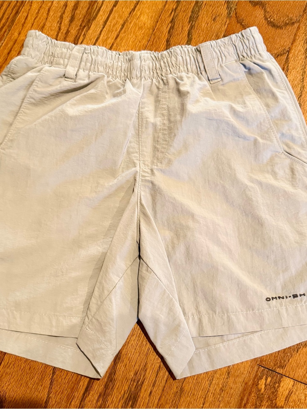 Columbia Light Gray Kids' Omni-Shade Elastic-Waist Shorts